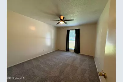 133 Village Circle, Jacksonville, NC 28546 - Photo 5