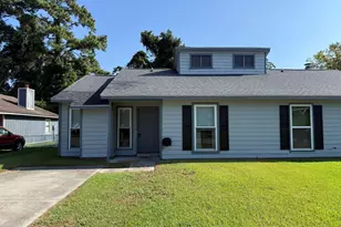 133 Village Cir, Jacksonville, NC 28546 - Photo 1