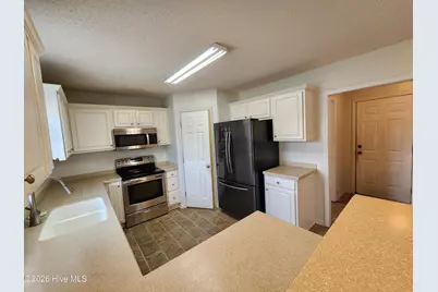 200 Gold Leaf Court, Jacksonville, NC 28540 - Photo 13
