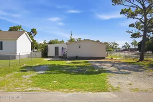 4864 Coastal Dr SE, Southport, NC 28461 - Photo 33