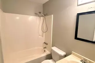 363 W Frances St, Jacksonville, NC 28546 - Photo 5