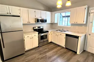 363 W Frances St, Jacksonville, NC 28546 - Photo 3