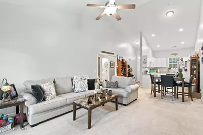 615 Saint Vincent Drive, Wilmington, NC 28412 - Photo 13