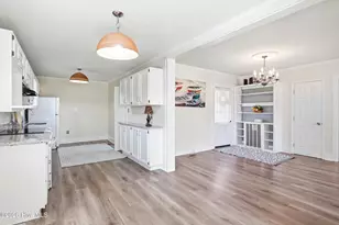 414 S Raleigh St, Wallace, NC 28466 - Photo 9
