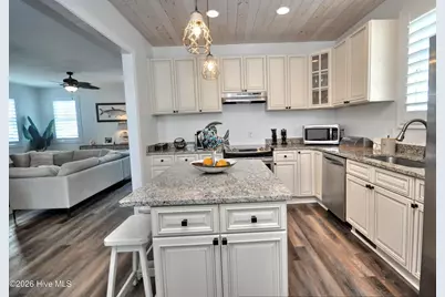 123 W Third Street, Ocean Isle Beach, NC 28469 - Photo 17
