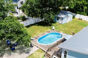 217 NE 38th St, Oak Island, NC 28465 - Photo 5