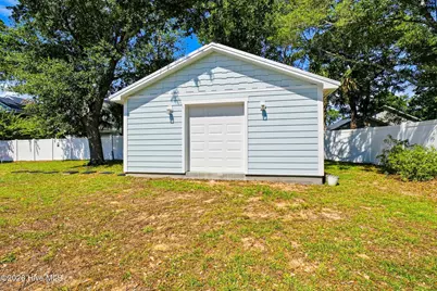 217 NE 38th Street, Oak Island, NC 28465 - Photo 51