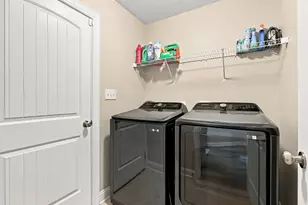 419 Patriots Point Ln, Swansboro, NC 28584 - Photo 31