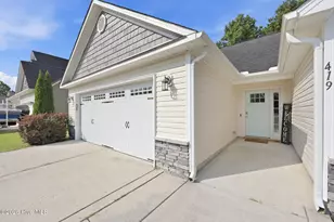 419 Patriots Point Ln, Swansboro, NC 28584 - Photo 5