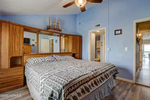 918 N New River Dr, Surf City, NC 28445 - Photo 5