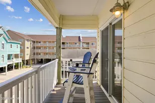 1004 Carolina Beach Ave S, Carolina Beach, NC 28428 - Photo 9