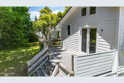 1105 Evans Street, Morehead City, NC 28557 - Photo 17