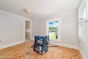 1105 Evans St, Morehead City, NC 28557 - Photo 15