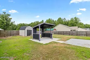 201 Chandler Simpson Ct, Beulaville, NC 28518 - Photo 25