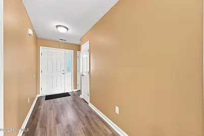 330 Providence Drive, Jacksonville, NC 28546 - Photo 19