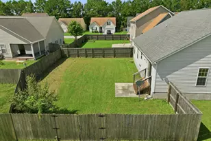 330 Providence Dr, Jacksonville, NC 28546 - Photo 13
