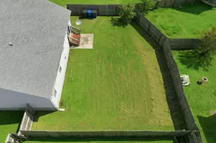 330 Providence Dr, Jacksonville, NC 28546 - Photo 11