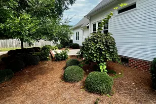4404 Highmeadow Ln N, Wilson, NC 27896 - Photo 7