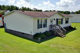 729 Old Snow Hill Rd, Ayden, NC 28513 - Photo 5
