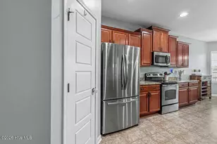 701 Tuscarora Dr, Holly Ridge, NC 28445 - Photo 17