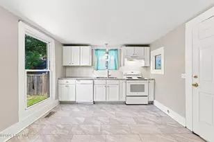 411 Latham St, Greenville, NC 27834 - Photo 37