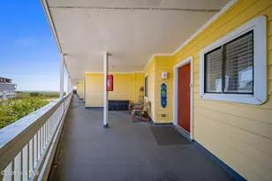 302 Canal Dr, Carolina Beach, NC 28428 - Photo 47