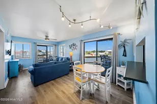 302 Canal Dr, Carolina Beach, NC 28428 - Photo 9