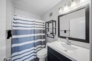 302 Canal Dr, Carolina Beach, NC 28428 - Photo 23