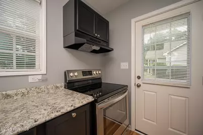 108 Whitehurst Street, Elizabeth City, NC 27909 - Photo 11