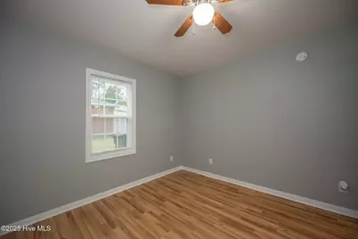 108 Whitehurst Street, Elizabeth City, NC 27909 - Photo 17
