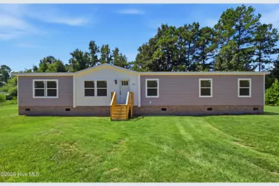 541 Sycamore Drive, Burgaw, NC 28425 - Photo 1