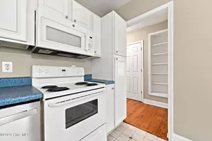 32 E Bayshore Blvd, Jacksonville, NC 28540 - Photo 13