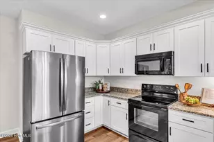 106 Lightwater Ct, Aberdeen, NC 28315 - Photo 13