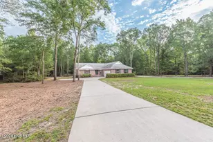 1624 S Courtland Dr, Thomson, GA 30824 - Photo 5