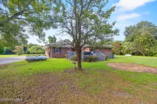 111 Maple St, Teachey, NC 28464 - Photo 39