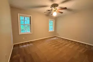255 Bayberry Ct, Jacksonville, NC 28540 - Photo 7