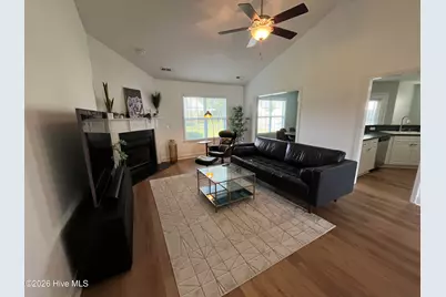 642 Hillside Drive, Wilmington, NC 28412 - Photo 5