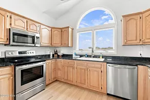 3903 Ocean Dr, Emerald Isle, NC 28594 - Photo 13