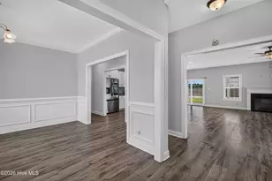 337 Water Wagon Trl, Jacksonville, NC 28546 - Photo 5