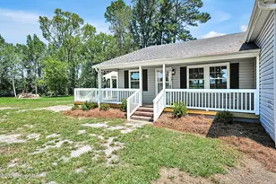 3275 Horse Branch Rd, Burgaw, NC 28425 - Photo 7