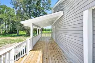 3275 Horse Branch Rd, Burgaw, NC 28425 - Photo 33