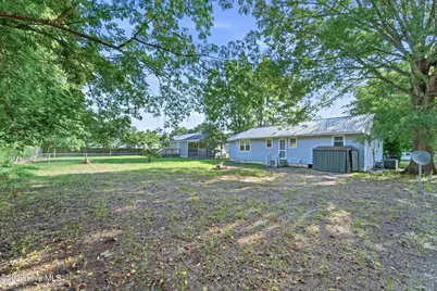 613 Elm Street, Jacksonville, NC 28540 - Photo 7