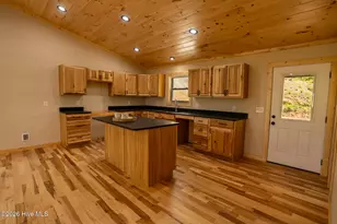 440 Marble Mountain Rd, Marble, NC 28905 - Photo 7