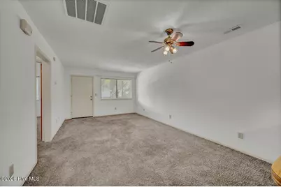 522 S Kerr Avenue #Apt 32, Wilmington, NC 28403 - Photo 9