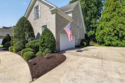 932 Chesapeake Place, Greenville, NC 27858 - Photo 7