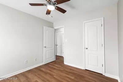 716 Radiant Drive, Jacksonville, NC 28546 - Photo 17