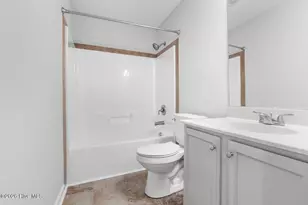 716 Radiant Dr, Jacksonville, NC 28546 - Photo 19