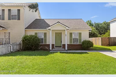988 W Pueblo Drive, Jacksonville, NC 28546 - Photo 1