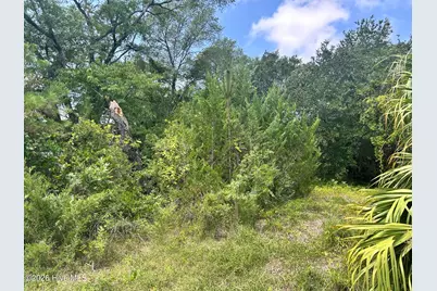 105 SE 8th Street, Oak Island, NC 28465 - Photo 3