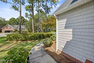 4728 Wedgefield Dr, Wilmington, NC 28409 - Photo 5
